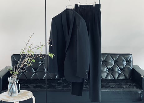 saint laurent black  tuxedo set up suit