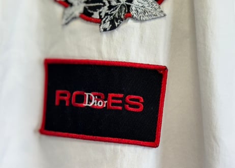 dior 2018 runway model "薔薇” logo shirt