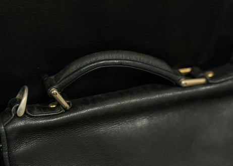 balenciaga ”BB logo”leather shoulder bag