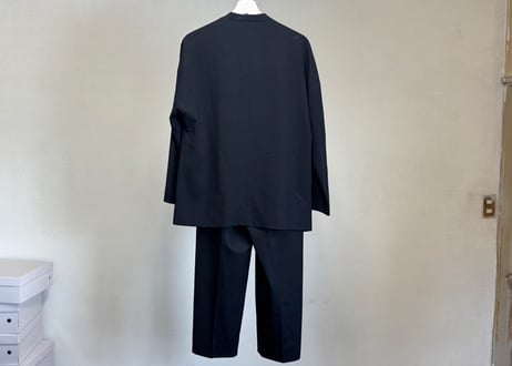 issey miyake collarless set up suit