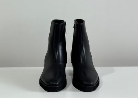 side zip heel boots dead stock