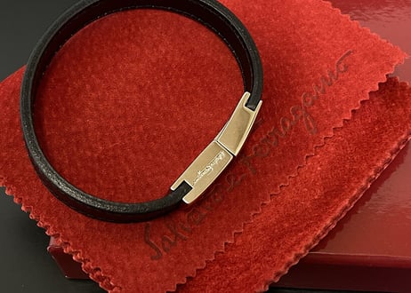 2019ss salvatore ferragamo leather bracelet dead stock