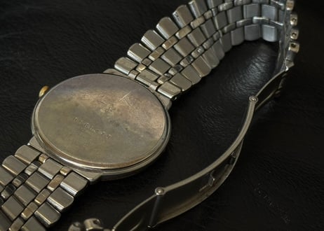 90s yves saint laurnt dress watch B