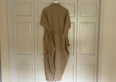 kanizsa sleeveless coat dead stock