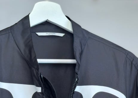 valentino by "pierpaolo piccioli" logo ma-1 jacket dead stock