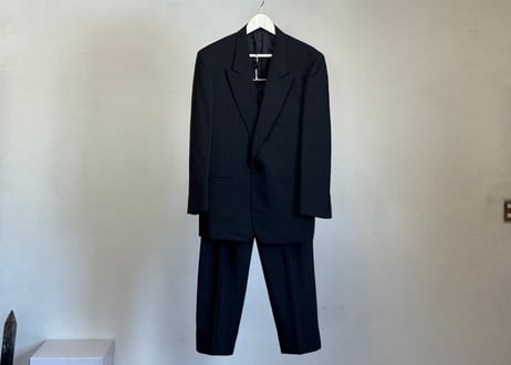 yves saint laurent set up suit "single peaked lapel"