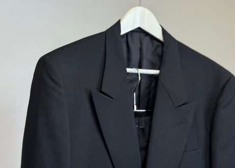 yves saint laurent set up suit "single peaked lapel"