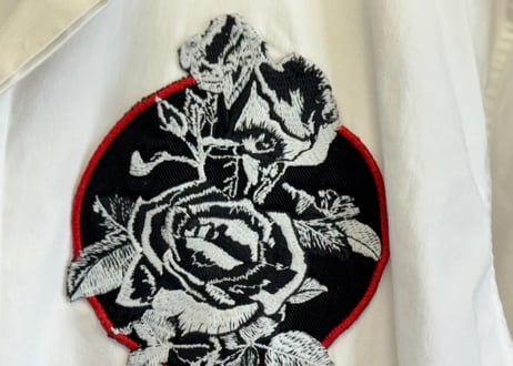dior 2018 runway model "薔薇” logo shirt