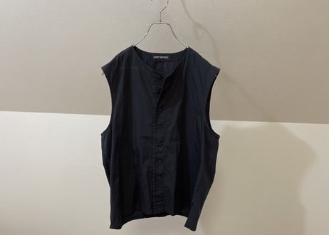 isseymiyake sleeveless shirt