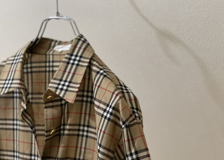 burrberry over size chetck shirt