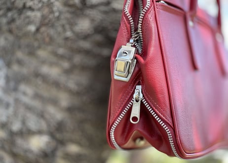 robe de chambre comme des garcons leather bag