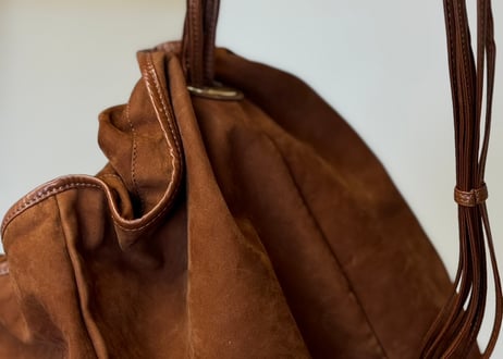 bally leather bag