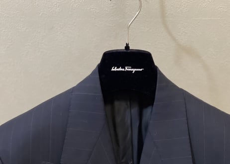 salvatore ferragamo super 150s wool set up suit