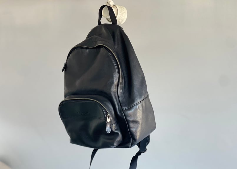 coach leather back pack | weekend tokyo
