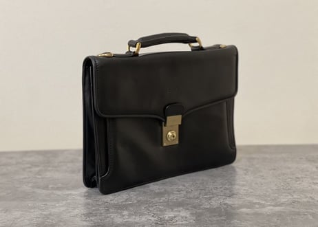 balenciaga leather shoulder bag