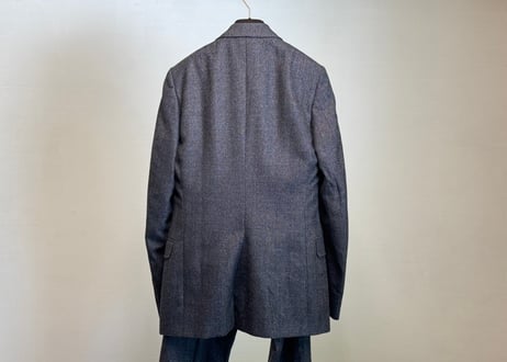 gucci set up suit dead stock