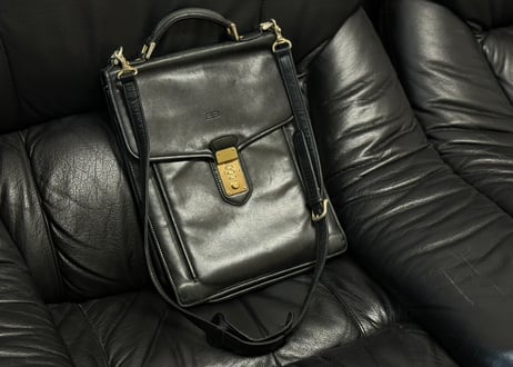 balenciaga ”BB logo”leather shoulder bag