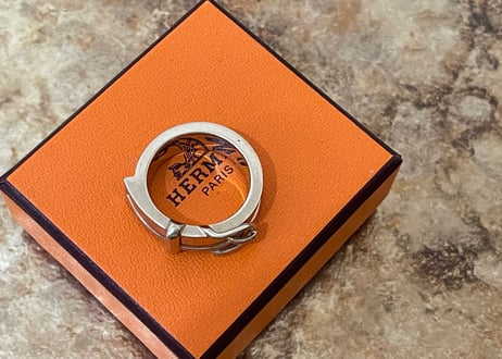 hermes ring dead stock