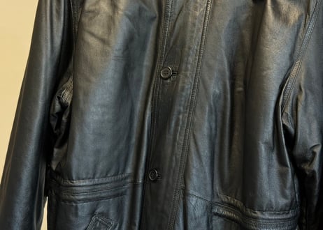 "weekend leather selection" J