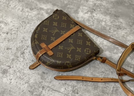 louis vuitton shoulder bag