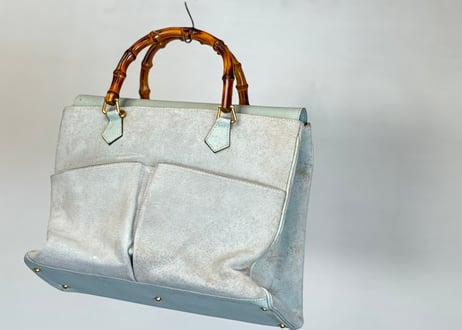 80-90s gucci leather bag iceblue