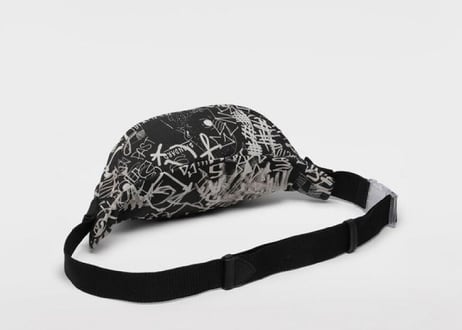 maison margiela 2019aw body bag dead stock