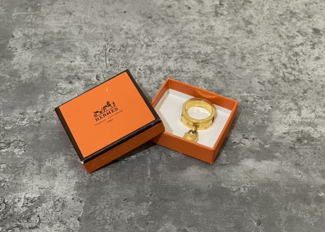 hermes ring "a"