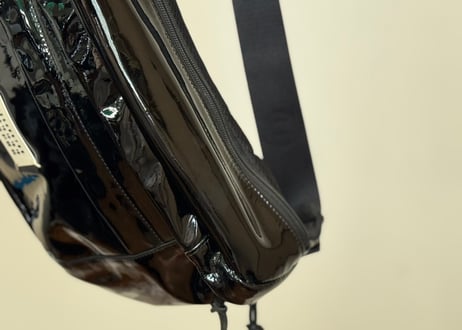 maison margiela "大容量" patent leather logo shoulder bag