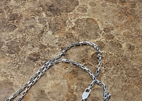 gucci necklace