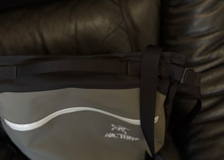 arcteryx shoulder bag