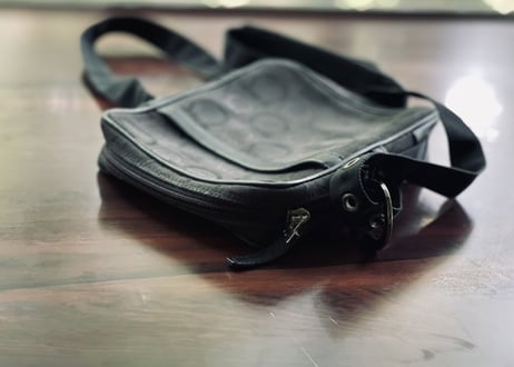 salvatore ferragamo shoulder bag