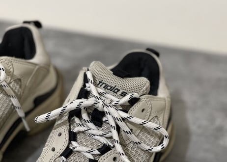 balenciaga "triple s"