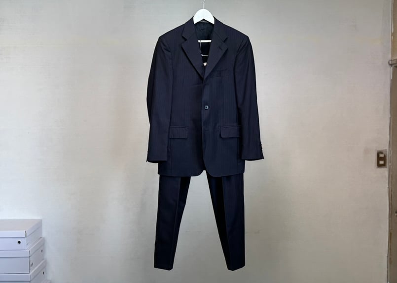 新品　フェラガモ　Ferragamo　スーツ　セットアップ　紺　ストライプ　44 新品 フェラガモ Ferragamo スーツ セットアップ 紺 ストライプ 44