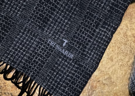 trussardi made in Italy cashmere muffler