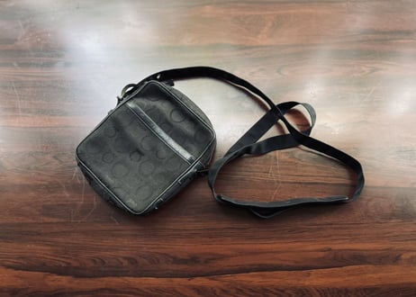 salvatore ferragamo shoulder bag
