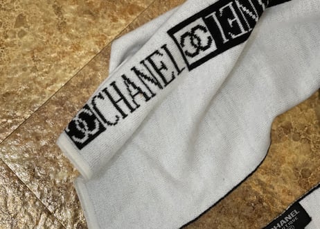 chanel double face muffler