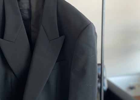 saint laurent black peaked lapel set up suit