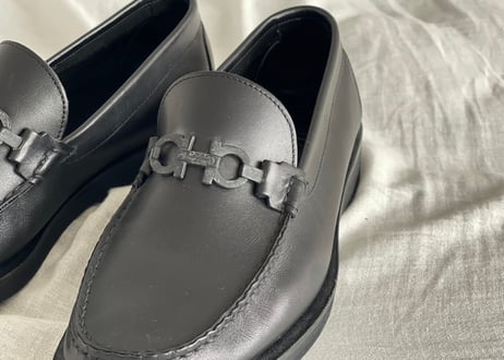 salvatore ferragamo gancino loafer