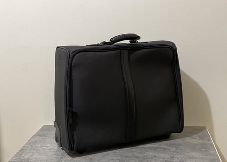 im impact issey miyake 90s carry bag