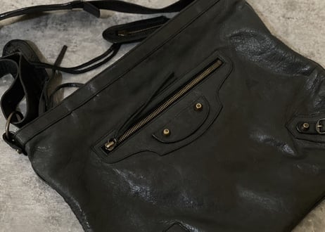 balenciaga leather bag