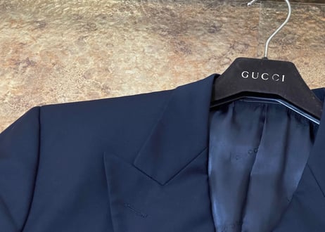 gucci logo button double blazer