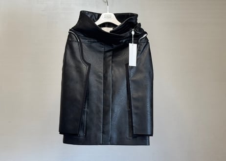 maison margiela "白タグ" fake leather ”2019 look 9” jacket dead stock