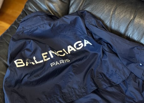balenciaga logo set up suit