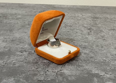 hermes ring "b"