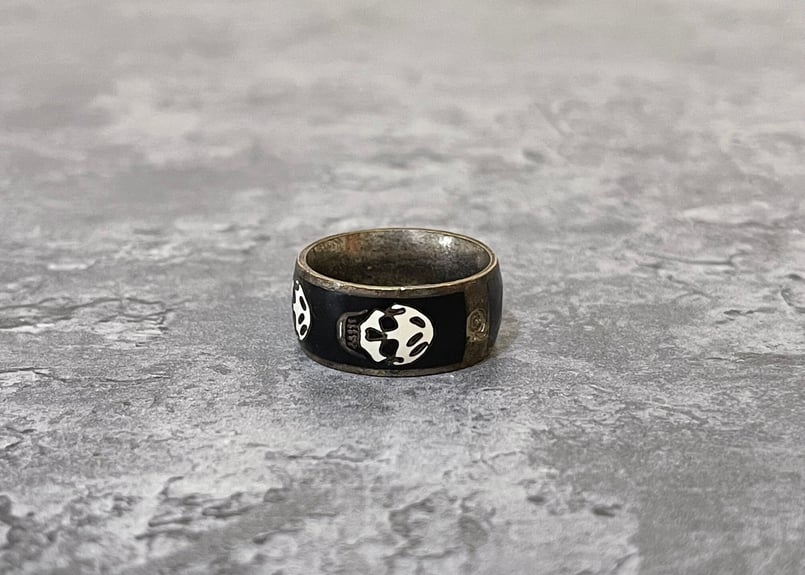 alexander mcqueen skull ring | weekend tokyo alexander mcqueen skull ring | weekend tokyo