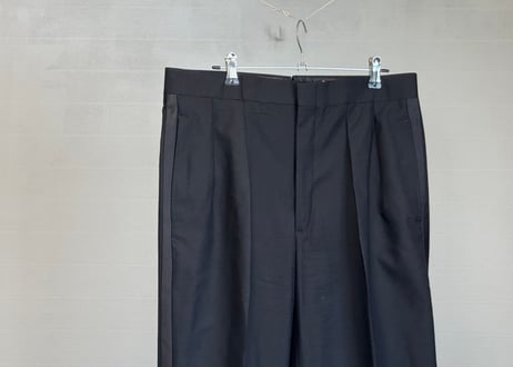 brooks brothers three piece set up suit
