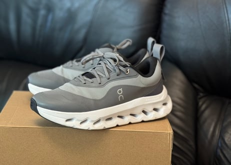 loewe on sneaker