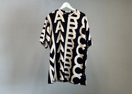 marc jacobs 1st line logo "総柄" over size tops