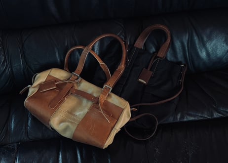 jilsander “本人期” leather logo bag