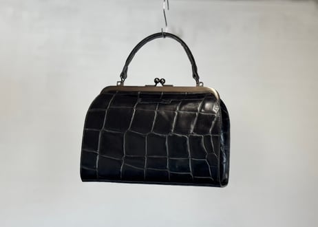 jean paul gaurtier logo leather shoulder bag